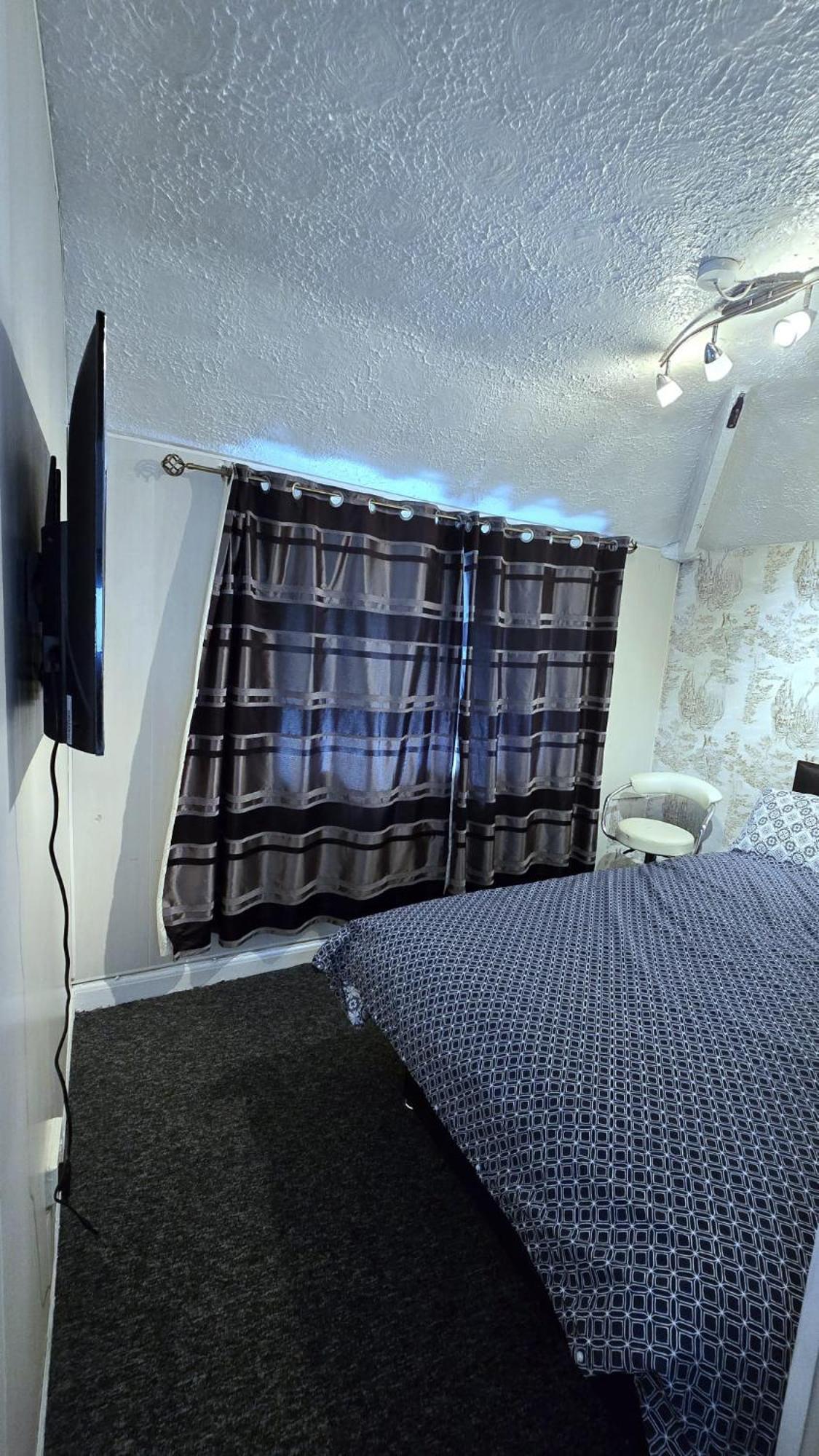 Ritchie Guest House ウィガン エクステリア 写真
